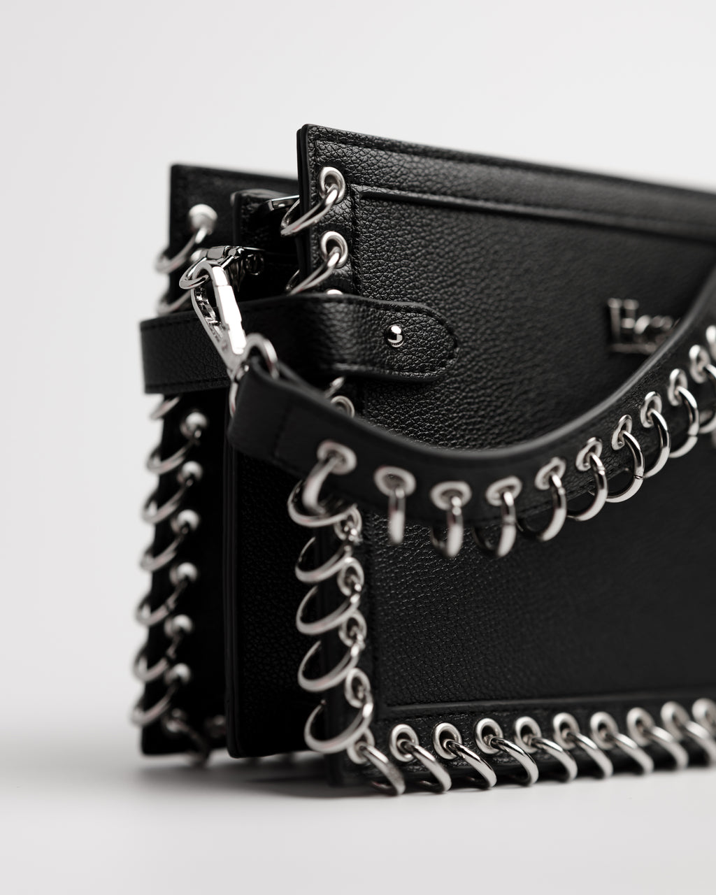 Orbis Bag in Dark Matter