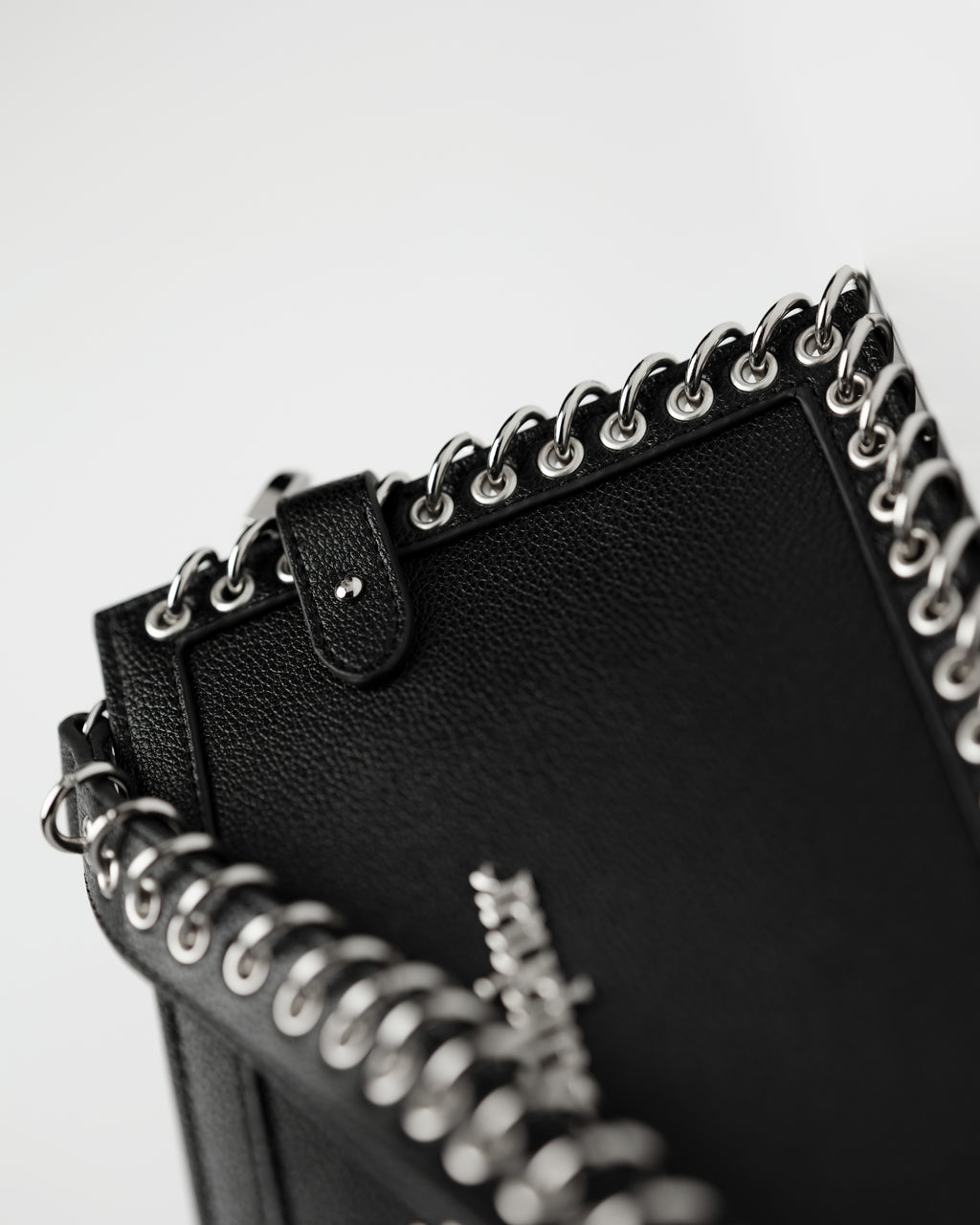 Orbis Bag in Dark Matter