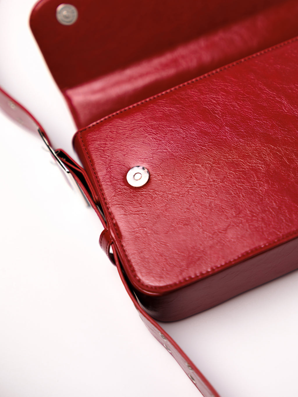 Blood Thorne Shoulder Bag