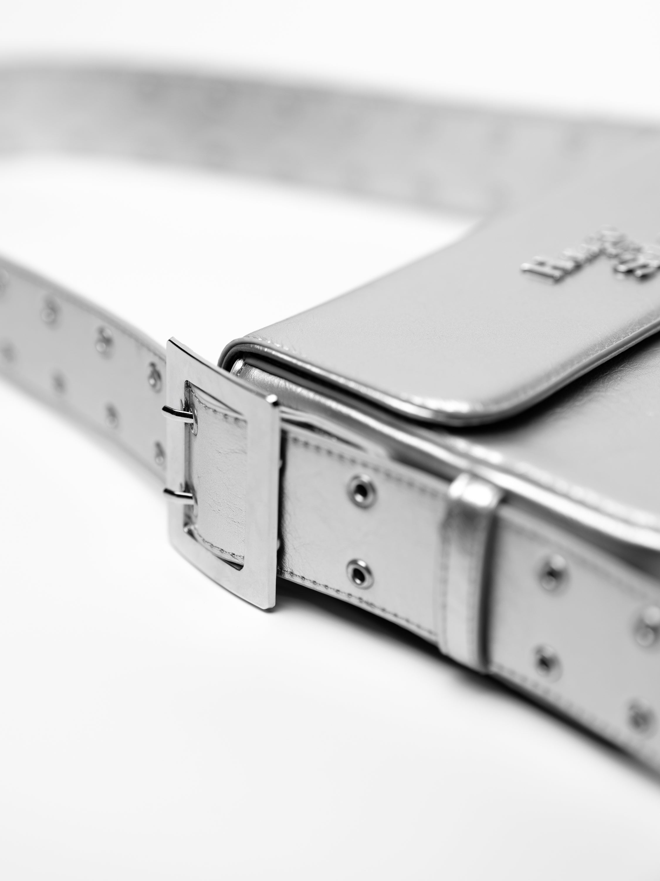 Frost Thorne Shoulder Bag