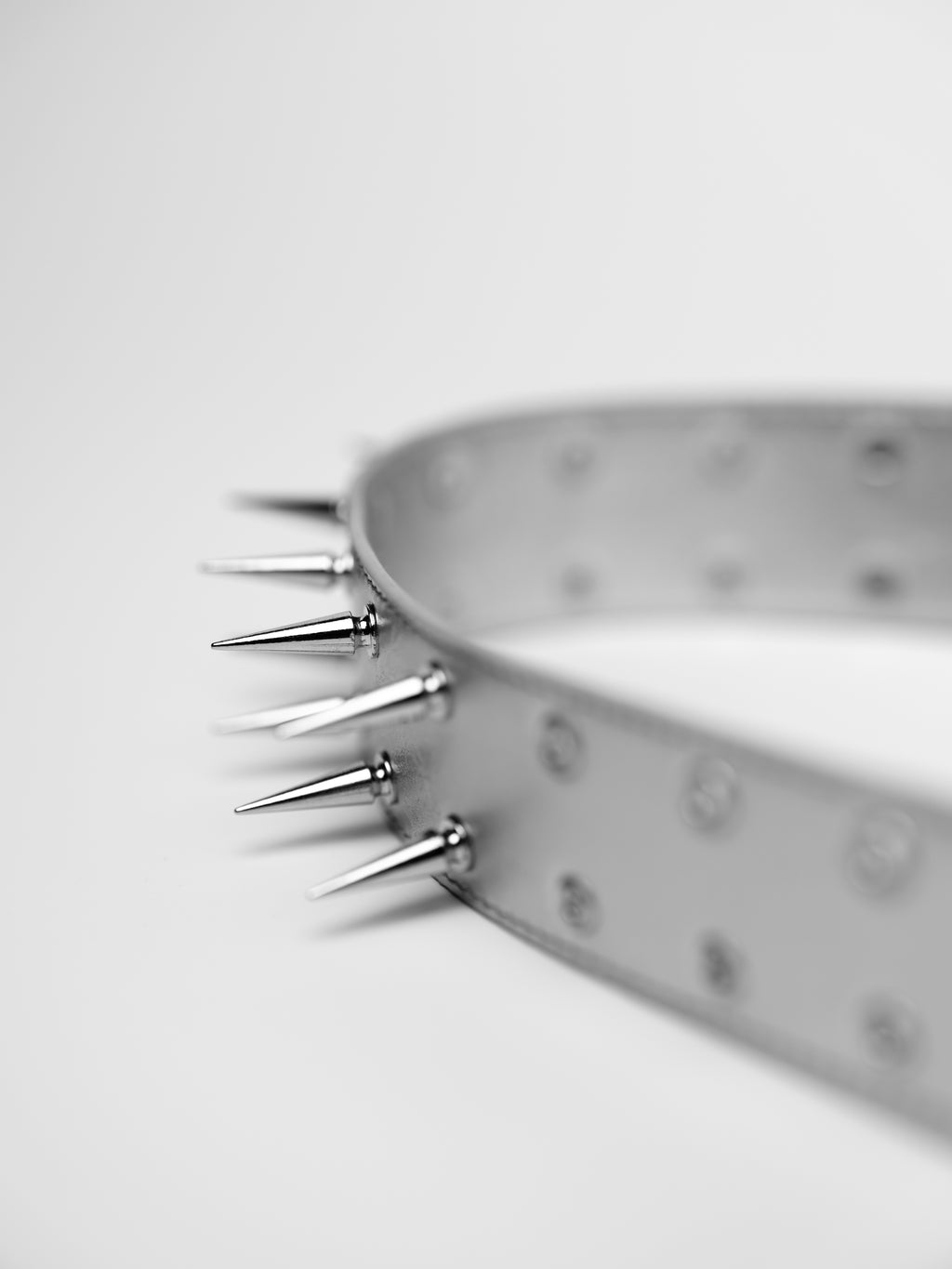 Frost Thorne Shoulder Bag