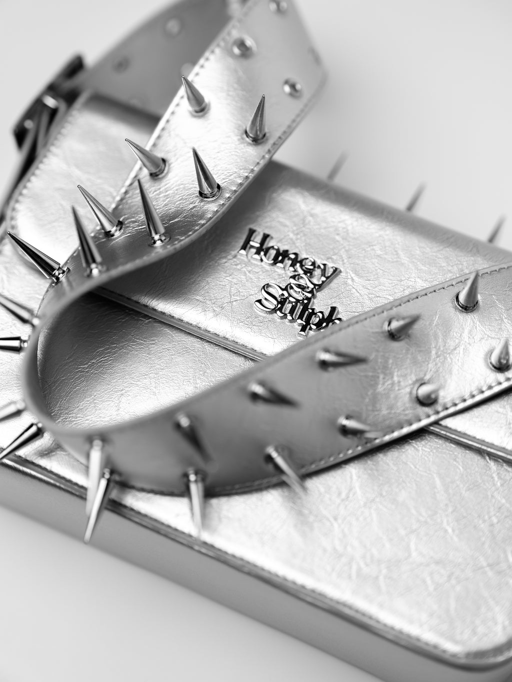 Frost Thorne Shoulder Bag