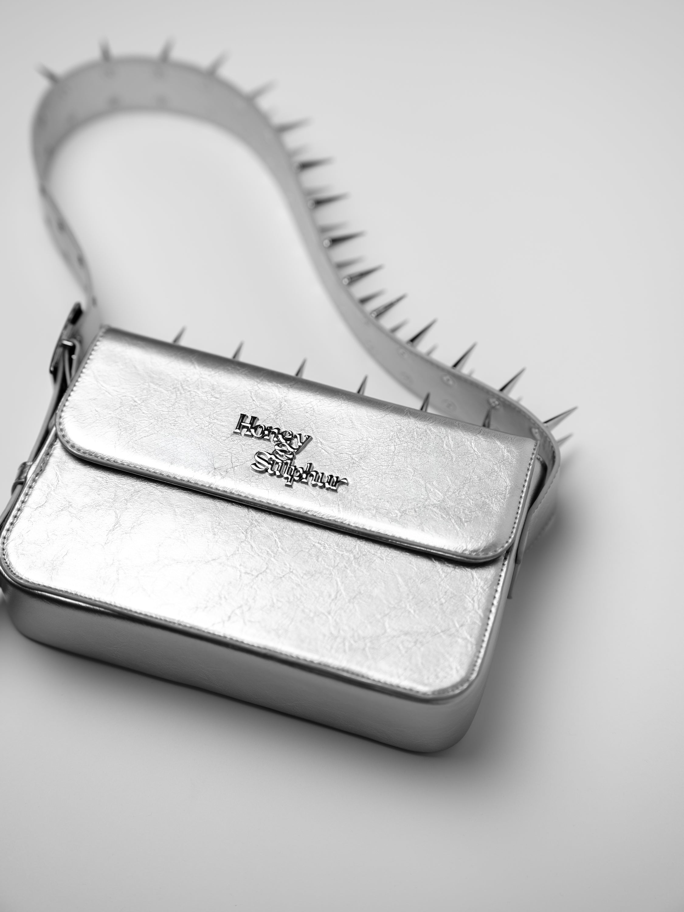 Frost Thorne Shoulder Bag