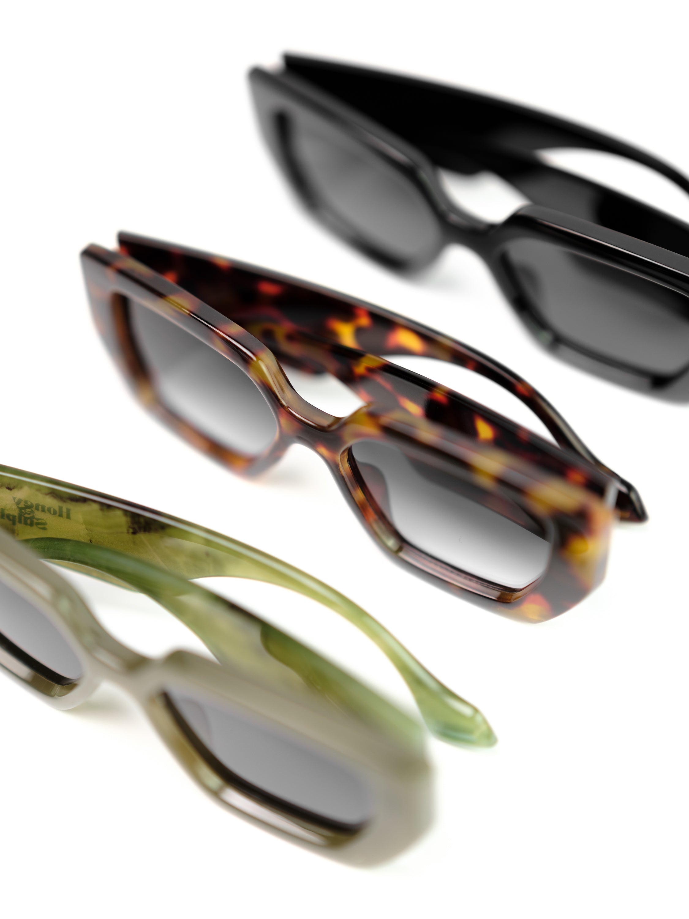 Sun Eater Sunglasses in Amber