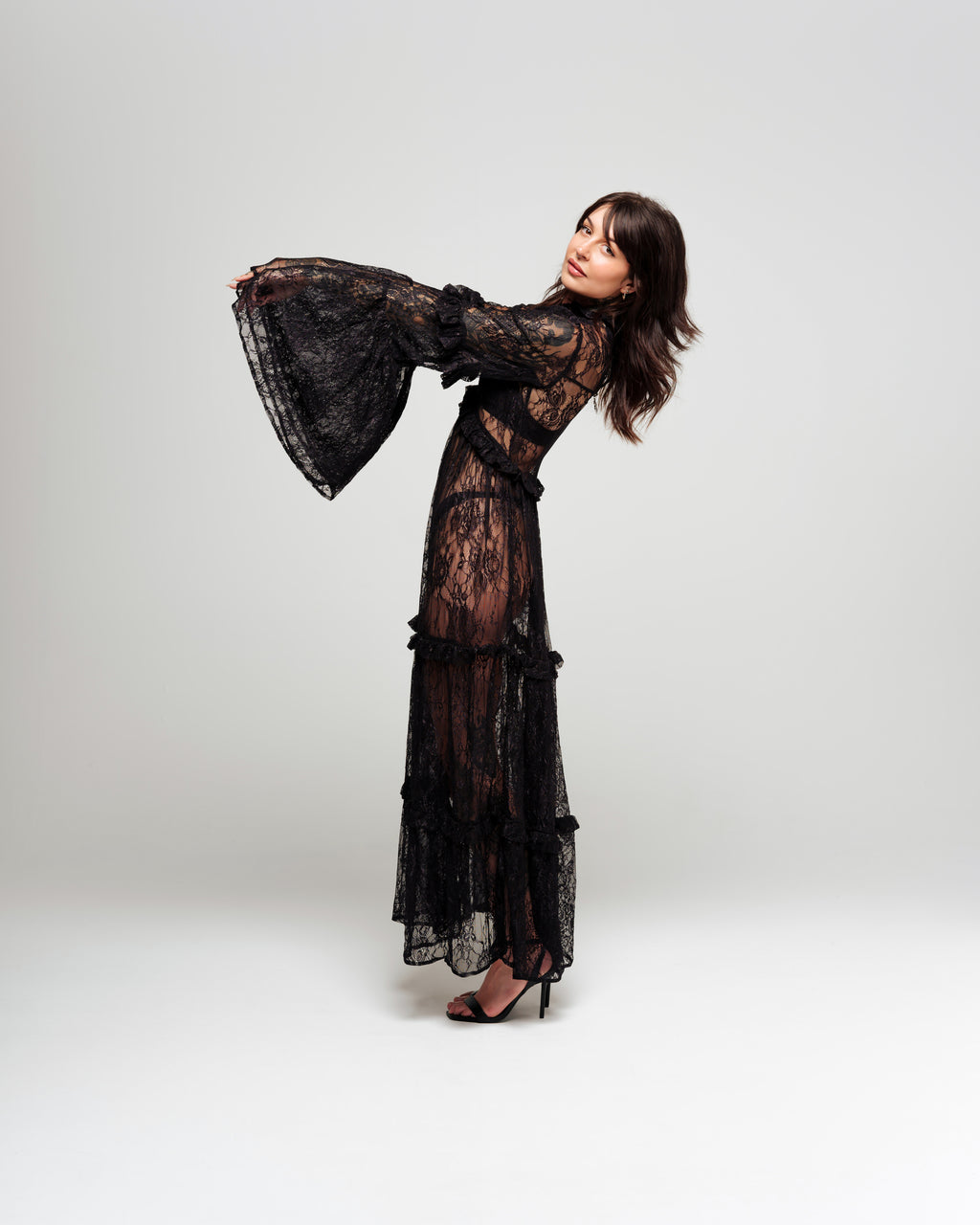 Velamen Lace Maxi Dress