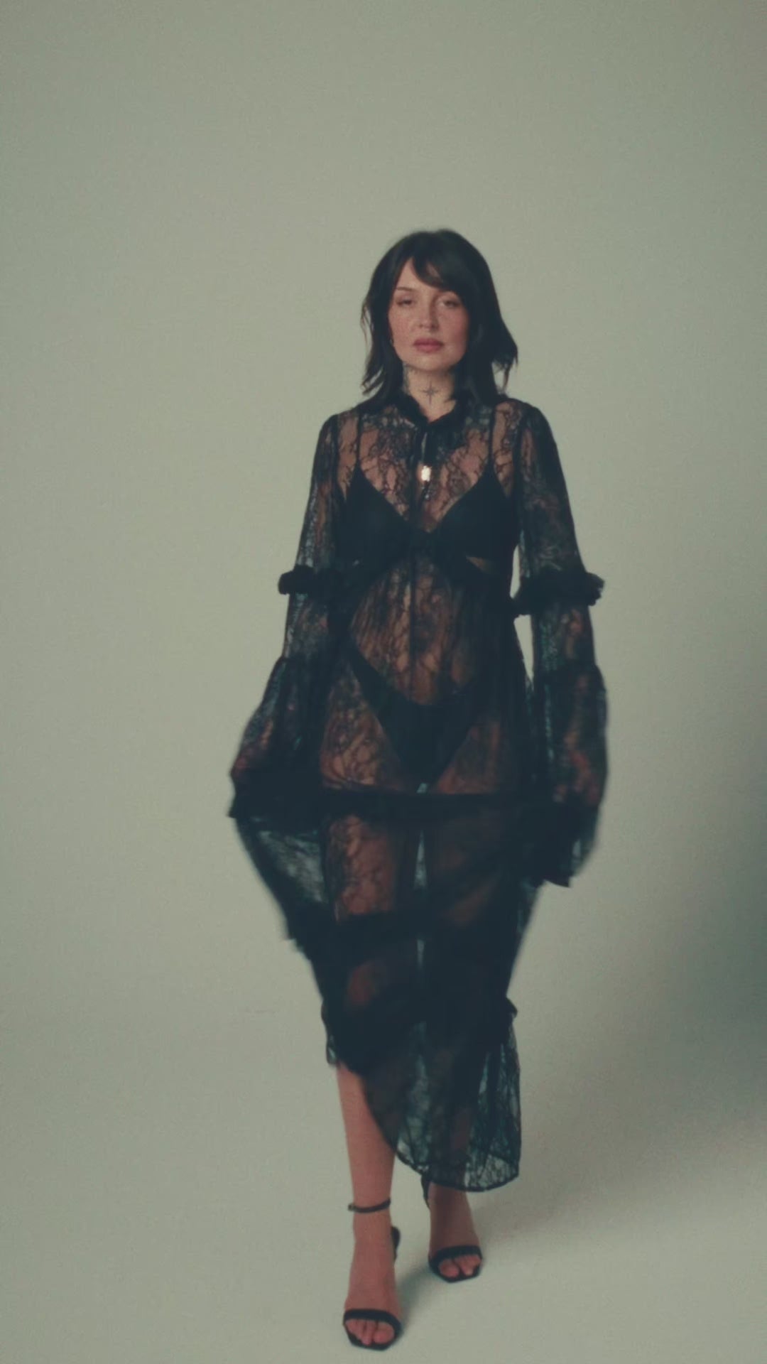 Velamen Lace Maxi Dress